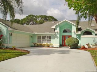 2209 SW Oak Ridge Rd, Palm City, FL 34990