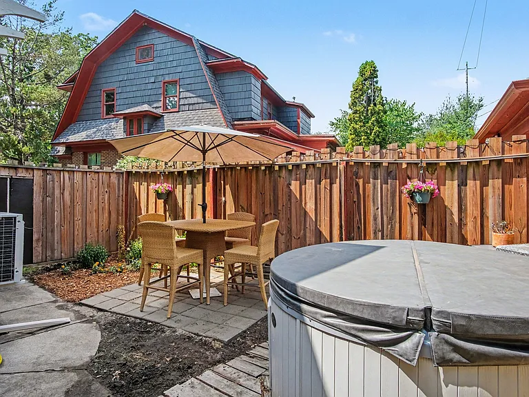 1154 E Chippewa Dr SE — Photo 20