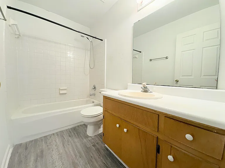 3910 Gaffney Loop — Photo 12