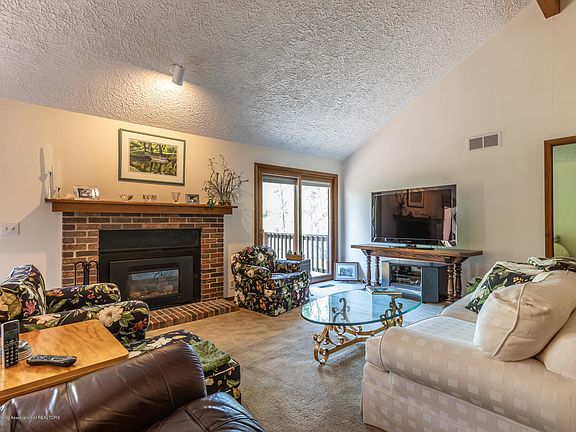 2nd image of 1718 Willow Creek Dr #58