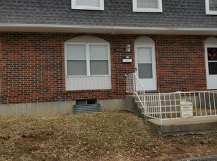 3600 SW 29th Ter APT B, Topeka, KS 66614