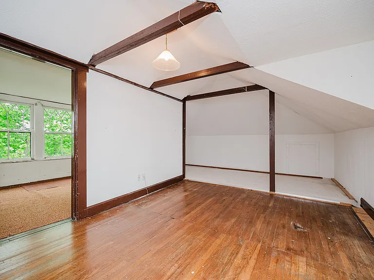 3428 Church Street Bedroom