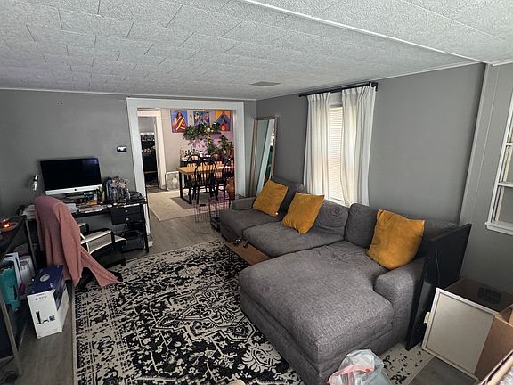 4th image of 149 E Passaic Ave Floor 1
