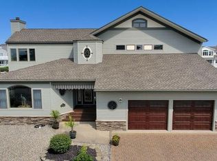 802 Ensign Dr, Forked River, NJ 08731