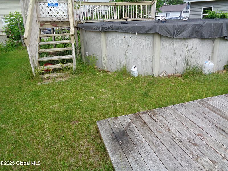 3rd image of 2893 Plunkett Avenue