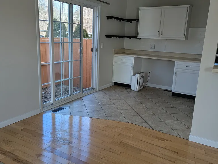 294 1st St #1 — Photo 3