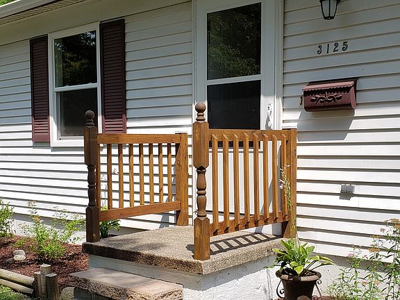 2nd image of 3125 Shetland Rd