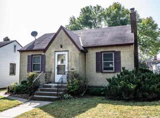 1326 3rd St E, Saint Paul, MN 55106