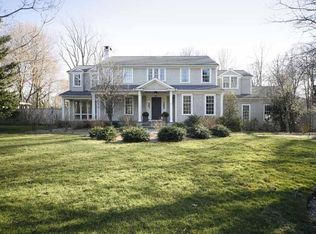 60 Holly Ln, Darien, CT 06820