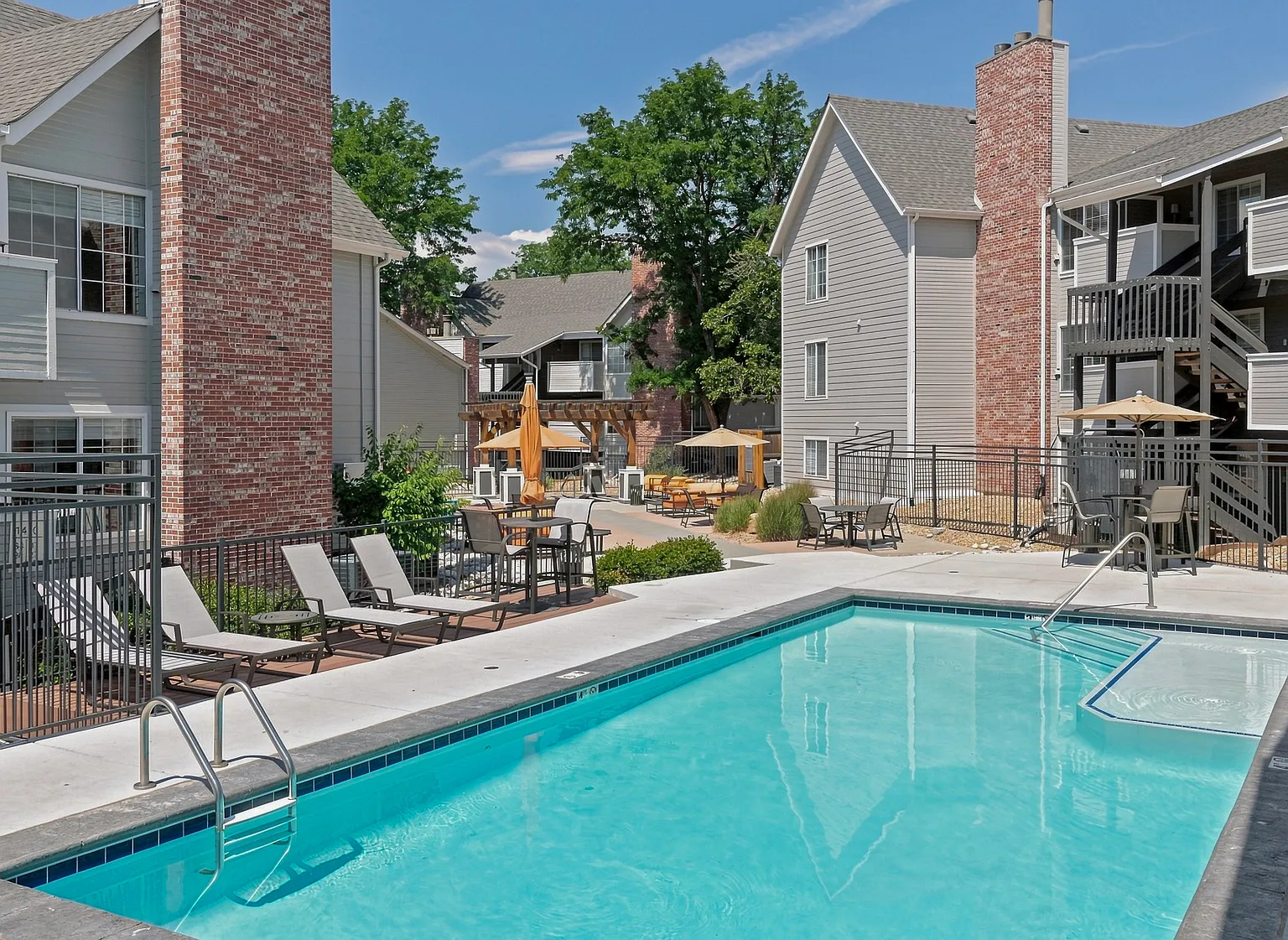 Skyview Apartment Homes — Photo 3