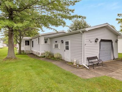 57 Golden Pond Est, Akron, NY, 14001