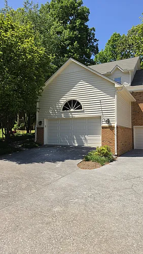 909 Miles Ct Photo 1