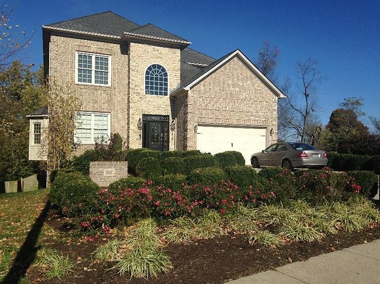 1st image of 561 Pasadena Dr