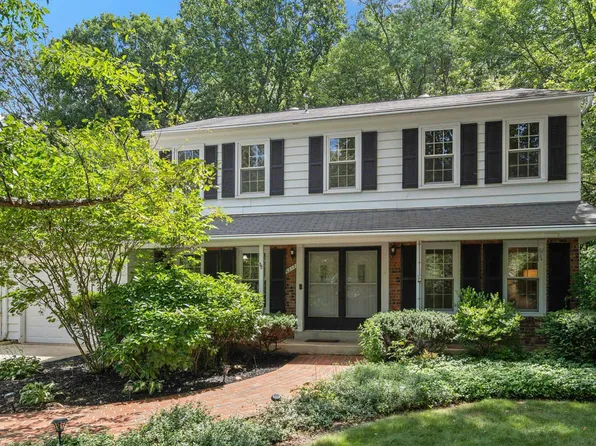 5217 Olley Ln, Burke, VA 22015