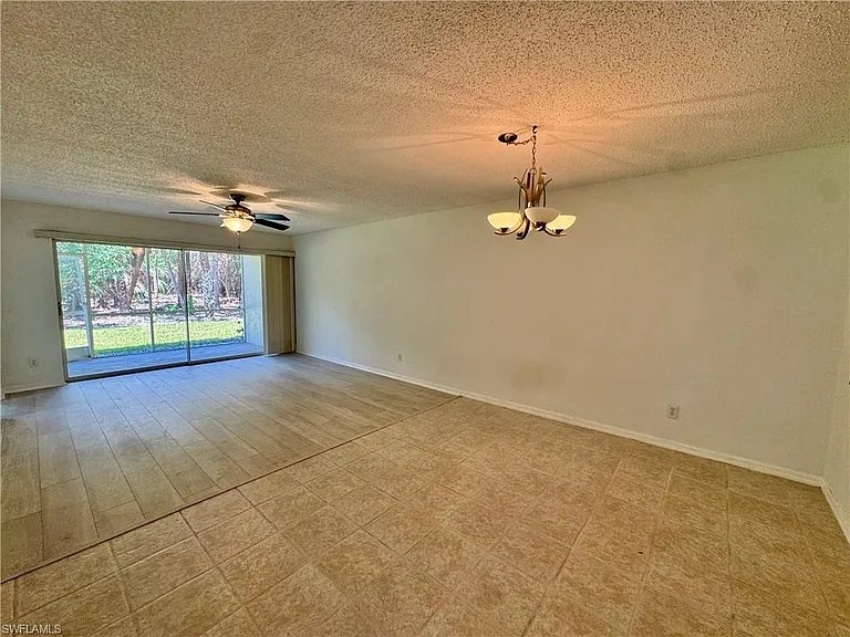 661 Squire Cir #101 — Photo 5