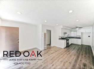 5739 Halbrent Ave #27, Van Nuys, CA 91411