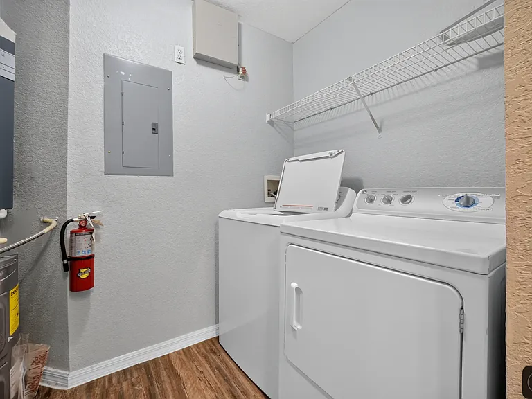 821 Grand Regency Point #201 — Photo 14