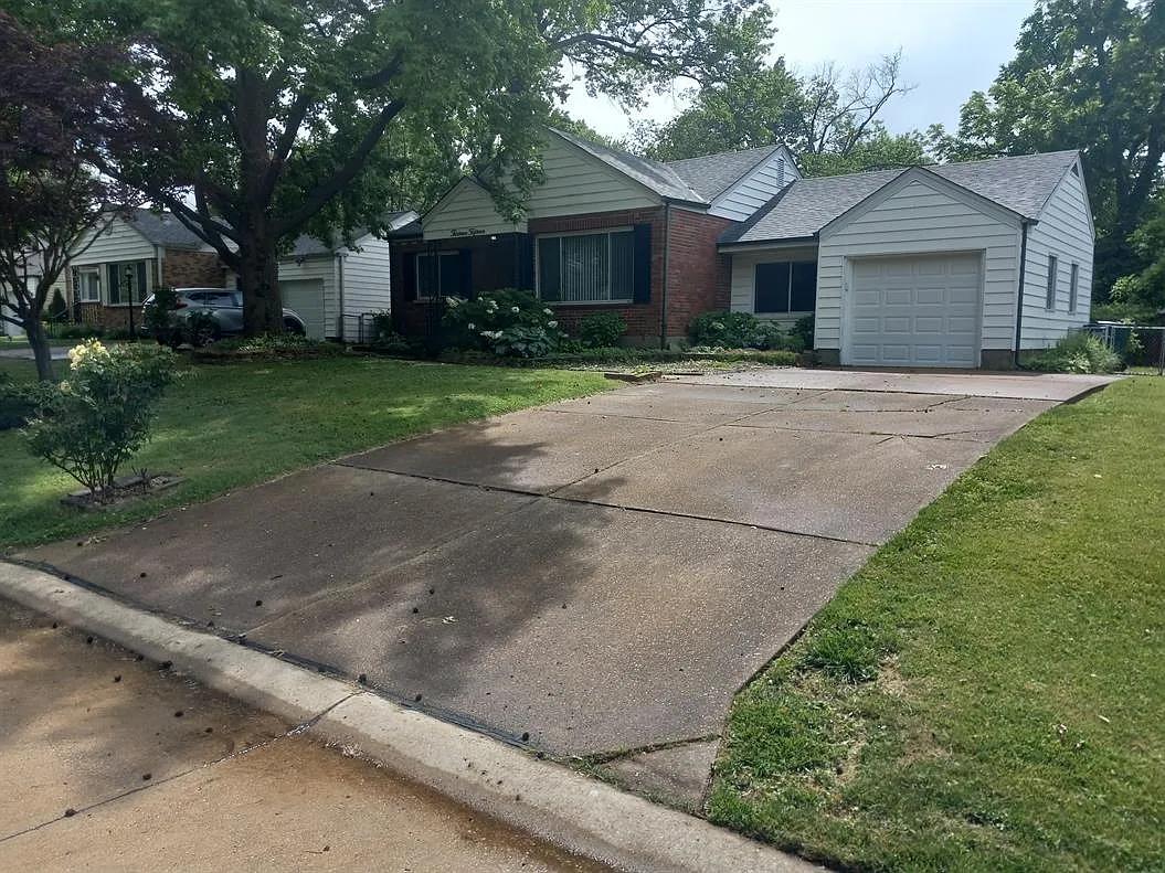 2 bed, 2.0 bath, $2,200 — Photo 4