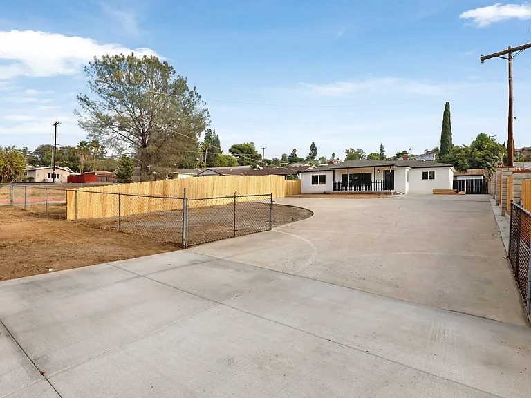 1501 Pepper Dr — Photo 27