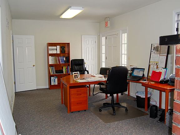 2nd image of 150 Washington St APT 1