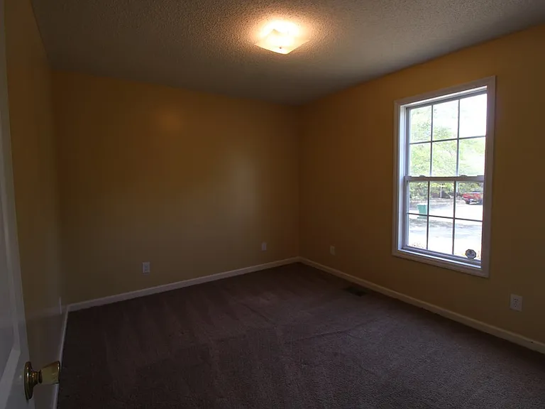 2545 Autumn Ter — Photo 12