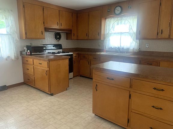 3rd image of 1401 Clay St