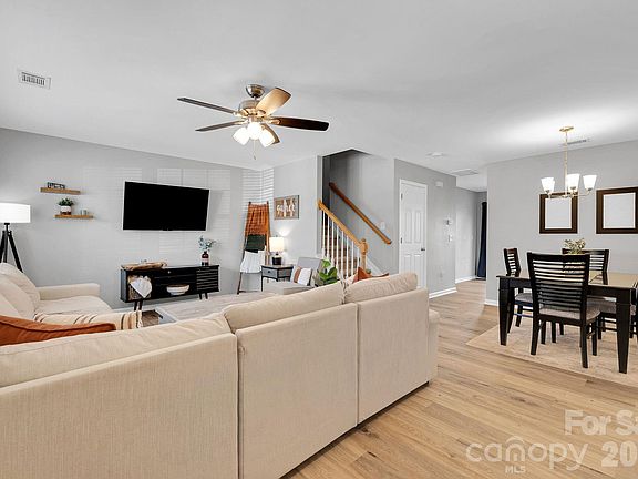 5th image of 1570 Maypine Commons Way