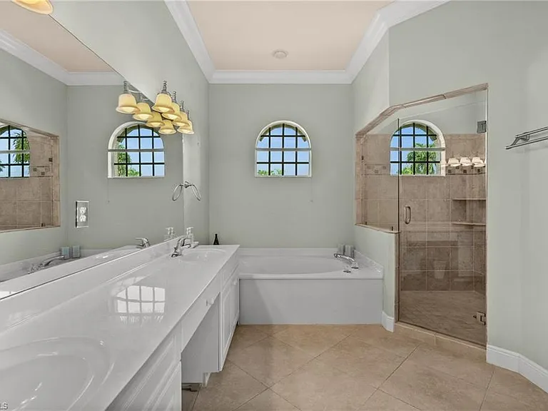 8906 Lely Island Cir — Photo 31