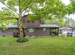 1367 Payne Rd, Shortsville, NY 14548