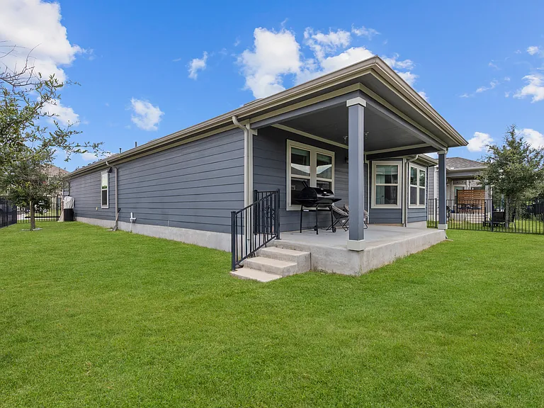103 Simon — Photo 36