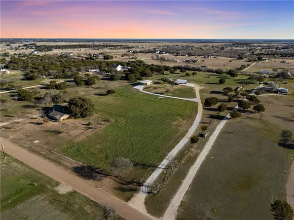 600 Old Ranch Rd, China Spring, TX 76633