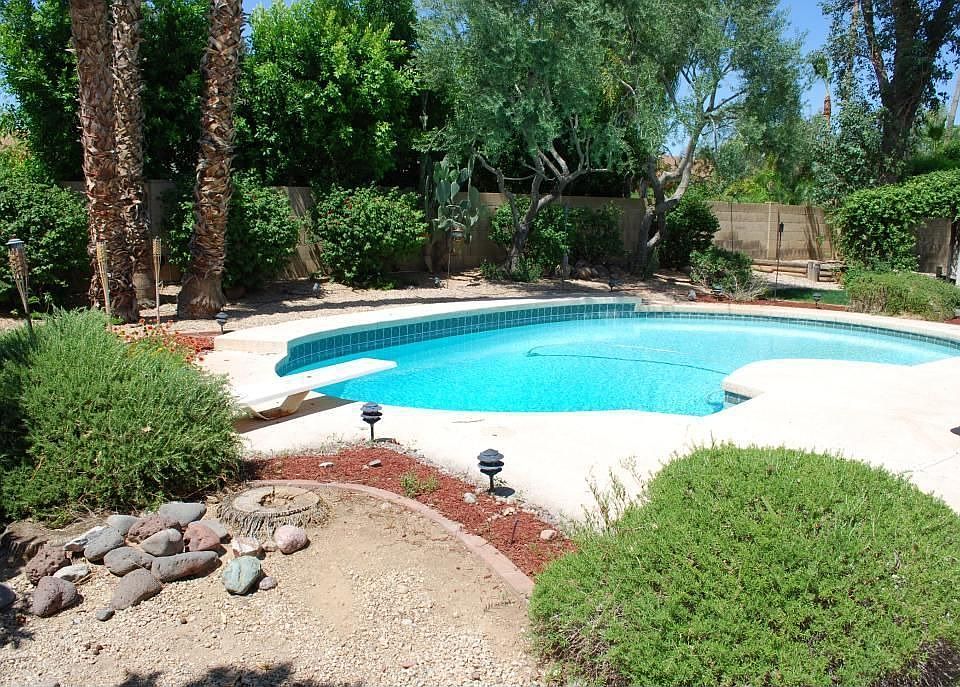 2nd image of 4562 E Paradise Ln