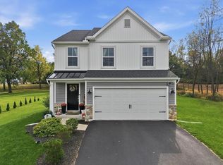 9524 Newtown Rd, Breinigsville, PA 18031