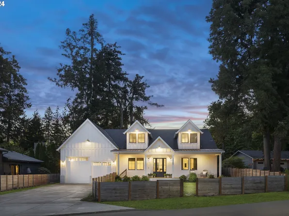 18365 SW 65th Ave, Lake Oswego, OR 97035