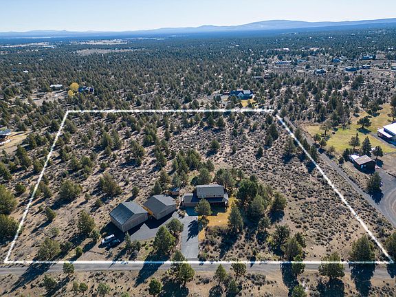 2nd image of 60965 Ward Rd