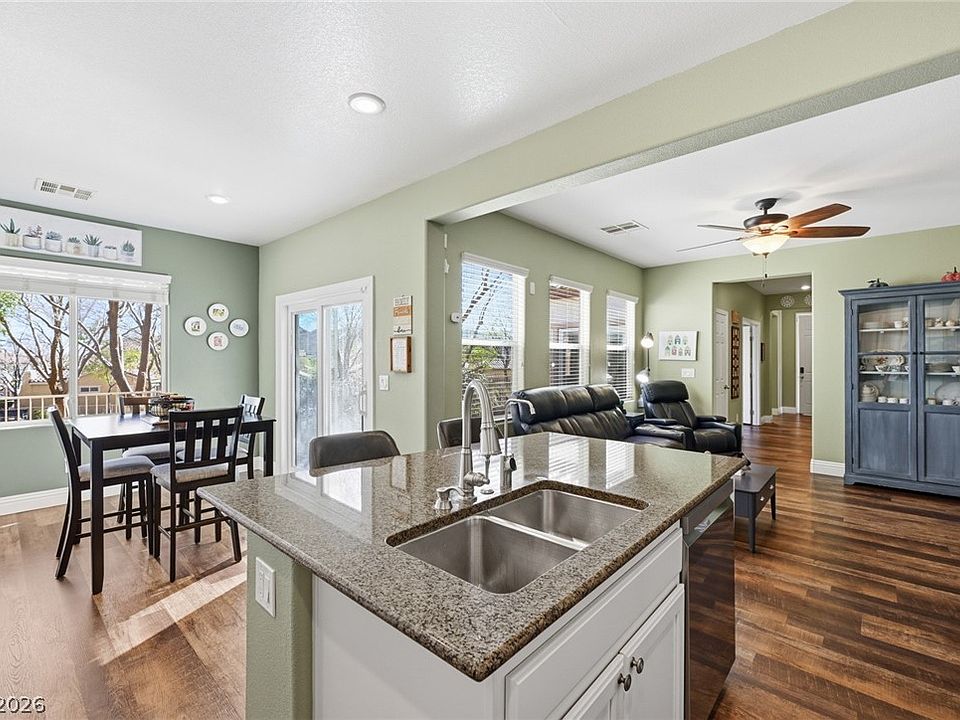 1st image of 929 Altaville Ct