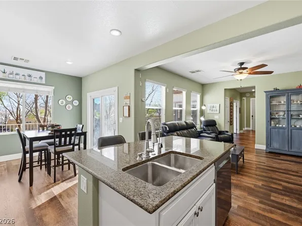 929 Altaville Ct, Las Vegas, NV 89138