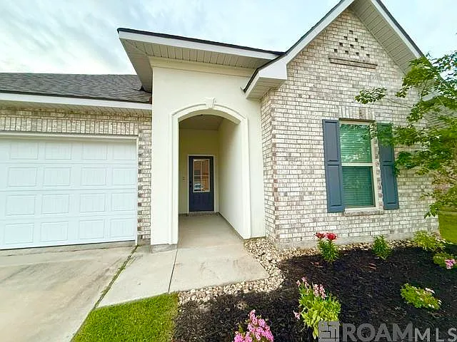 822 Palmetto Point Dr — Photo 2