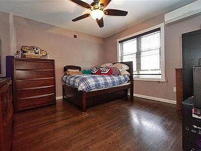 4th image of 289 Bay 14th St #1F