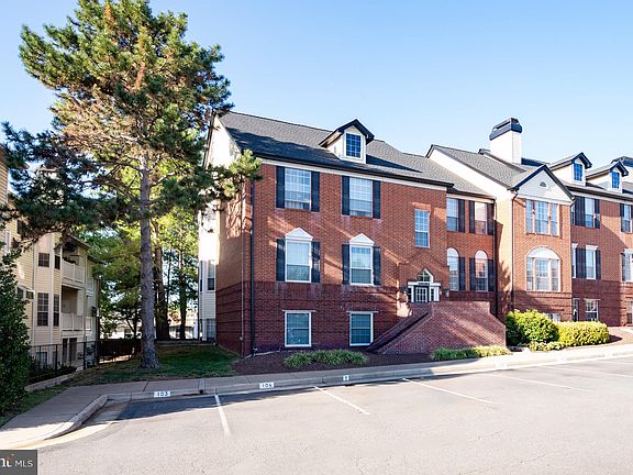 3rd image of 676 Gateway Dr SE Unit 805
