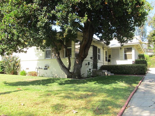 1st image of 2514 N Glenoaks Blvd #A