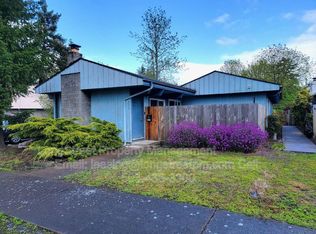 831 NW 26th St, Corvallis, OR 97330
