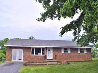 7111 Gate 10 Rd, Radford, VA 24141