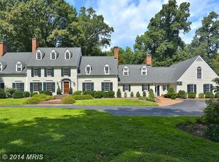 8741 Persimmon Tree Rd, Rockville, MD 20854