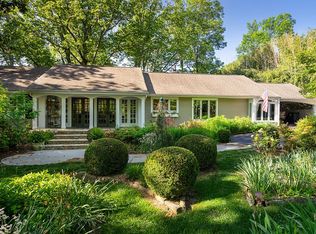 1517 Wood Nymph Trl, Lookout Mountain, GA 30750