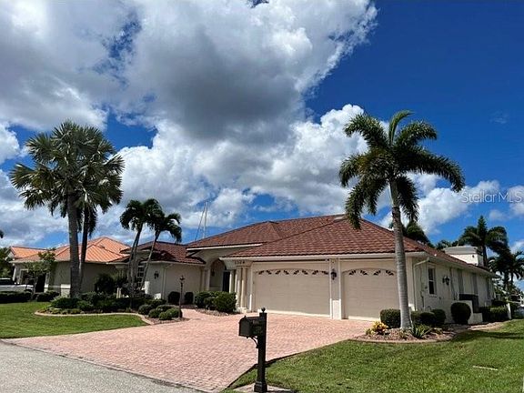 2nd image of 1309 Casey Key Dr