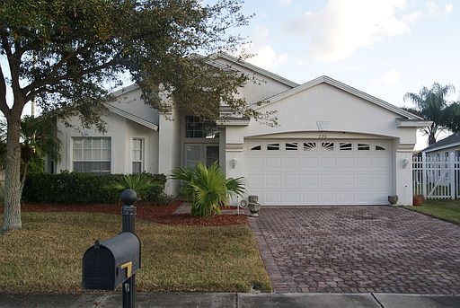 1st image of 220 Arbor Woods Cir