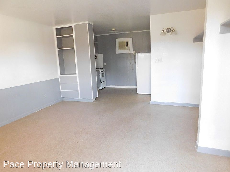 1st image of 909 S Jackson St #10568530