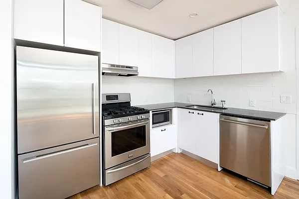 Rented by Monarch Realty Group | media 5