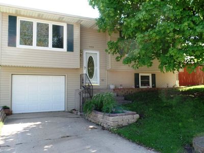 5559 N Thornwood Ave, Davenport, IA, 52806
